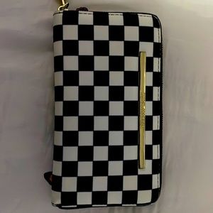 Steve Madden checkered wallet
